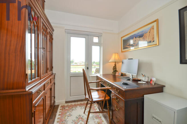 Bedroom 4.JPG