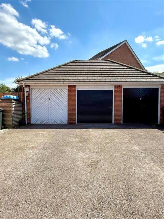 new garage.jpg