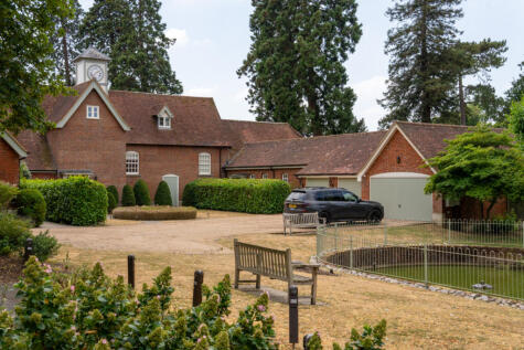 Hassobury, Farnham, Bishop's Stortford, Essex, CM23