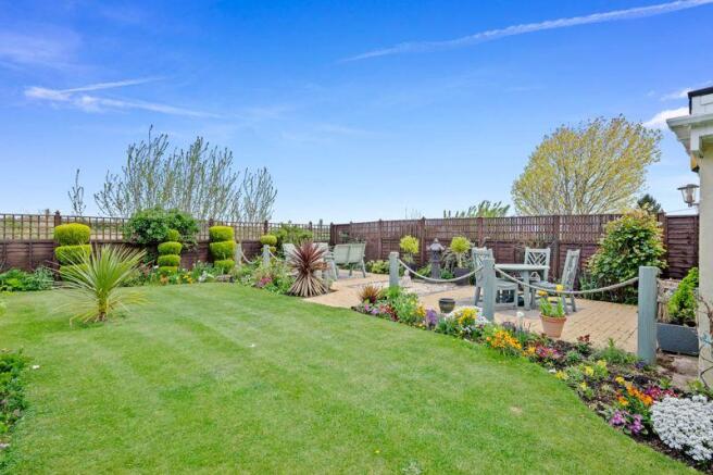 Garden 3
