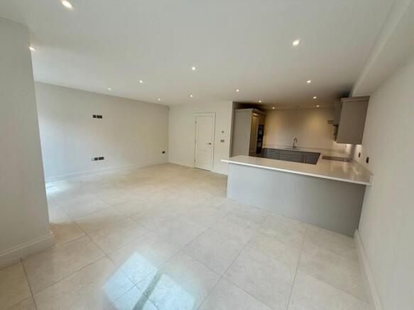 3 bed Mews for sale Image 5
