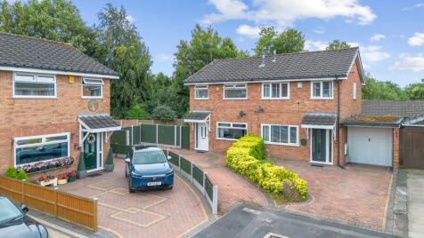 Bluebell Court, Beechwood, WA7