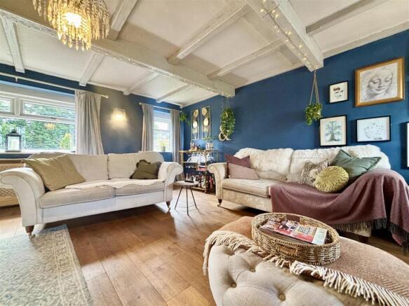 4 bed Farm House for sale Image 5