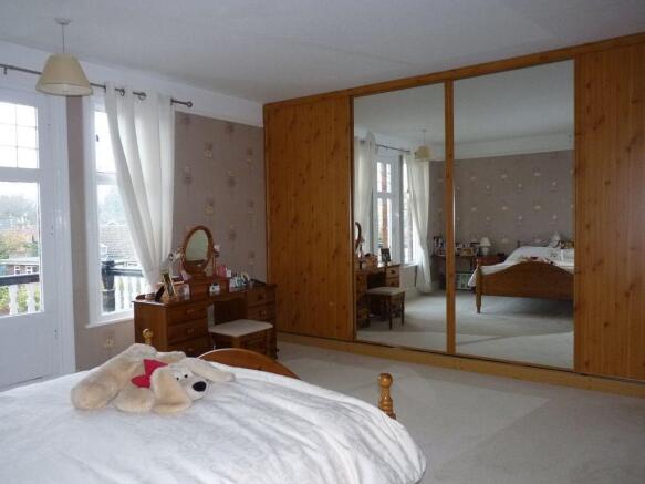 Photo 8