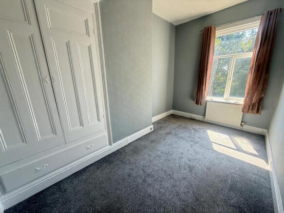 2 bed Terraced to rent Image 8