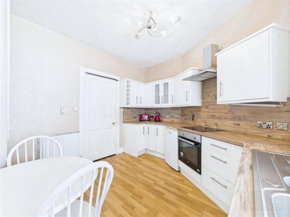 Kitchen / Dining