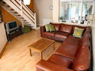 LOUNGE / DINING ROOM