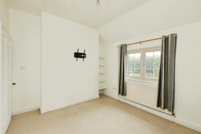 4 bed Character Property for sale Image 10