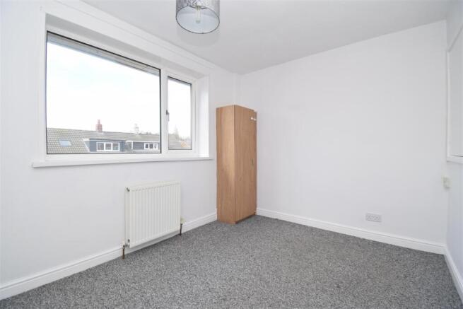 2 bed Town House to rent Image 9