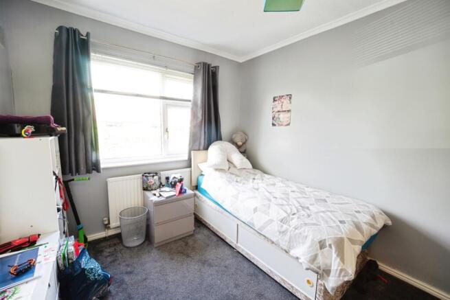 3 bed Terraced for sale Image 7
