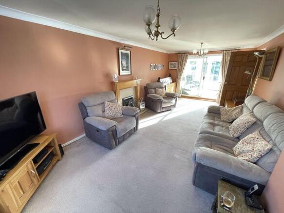 lounge 2