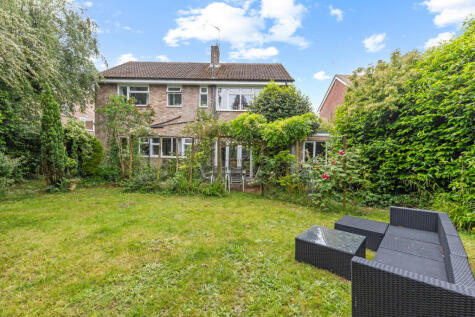Stafford Road, Petersfield, GU32