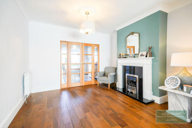 3 bed Semi-Detached for sale Image 7