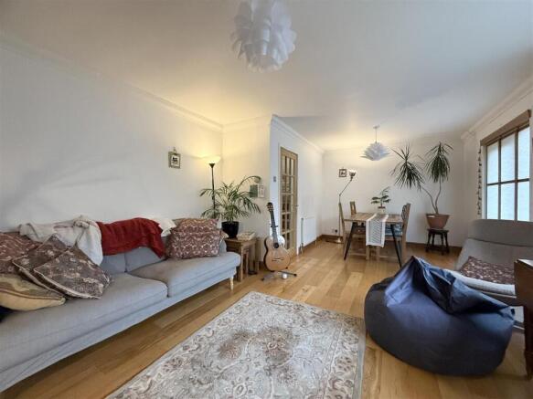 3 bed Detached for sale Image 8