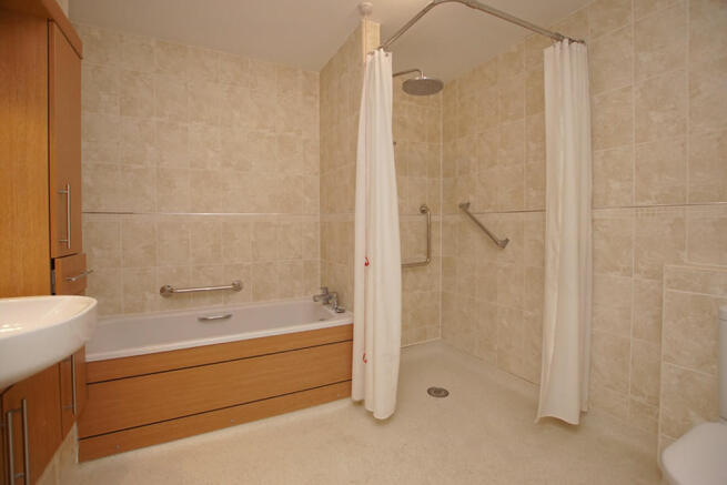 Photo 10