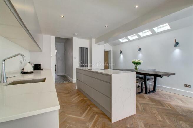 Llanfair Road_Pontcanna_Cardiff_HernandCrabtree_ (