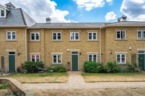 Hall Road, Blofield