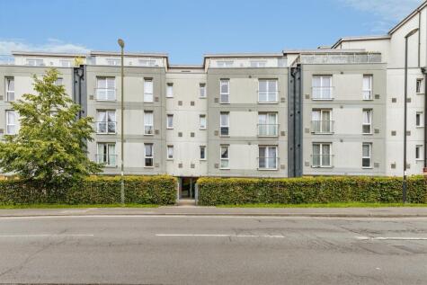 West Green Drive, Crawley