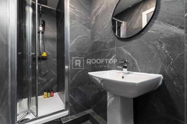 2 bed House to rent Image 9