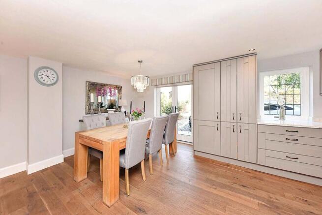 Kitchen/Dining