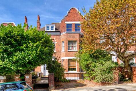 Langland Gardens, Hampstead, NW3