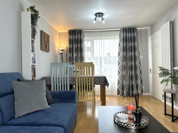 Dining Area 351