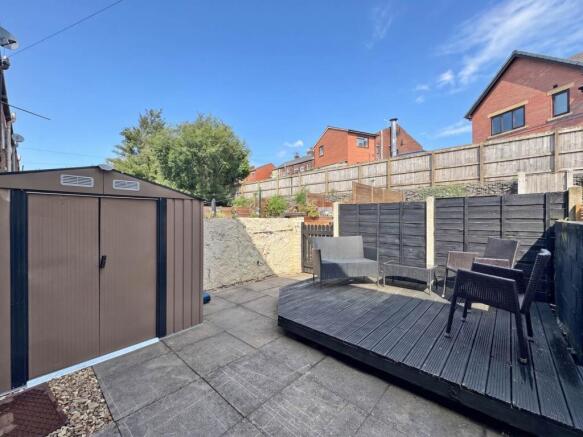 3 bed Terraced for sale Image 12