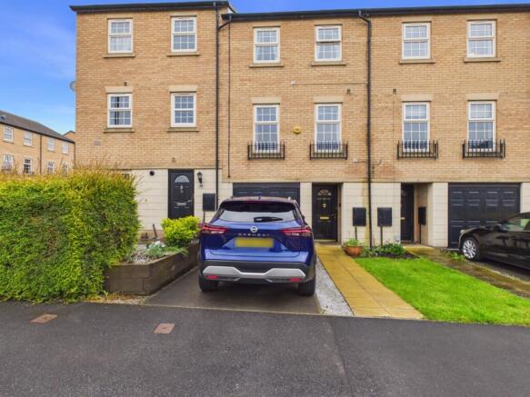3 bed Semi-Detached for sale Image 11