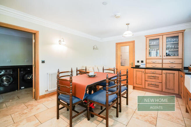 3 bed Detached Bungalow for sale Image 7