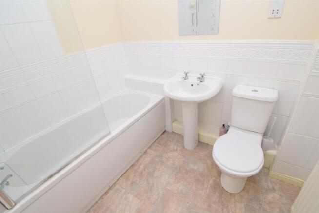2 bed Flat to rent Image 8