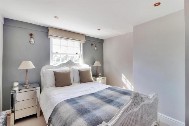 Bedroom 2.jpg