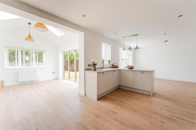 3 - open plan living area.jpg