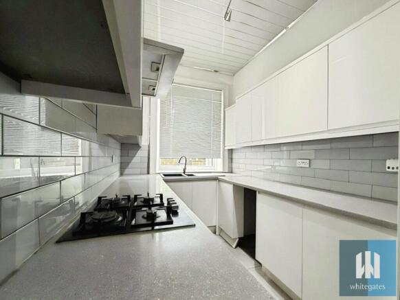 3 bed Terraced to rent Image 7