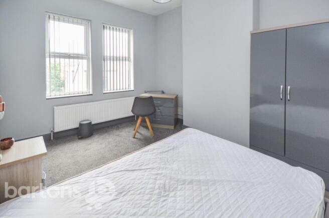 4 bed House of Multiple Occupation for sale Image 6