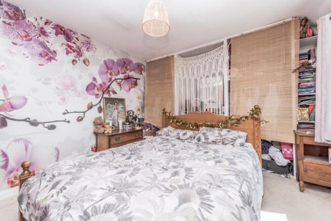 3 bed Semi-Detached for sale Image 11