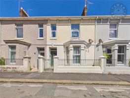 Ground Floor Flat, 21, Mainstone Avenue, Plymouth PL4 9NA