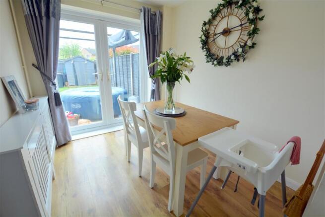 3. Dining room.JPG