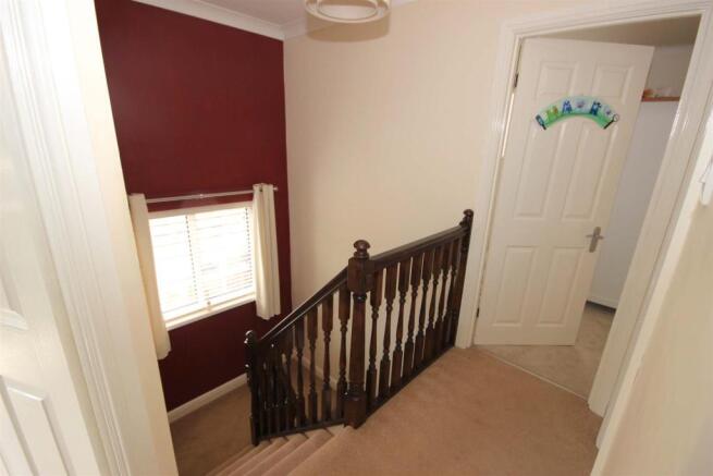 FIRST FLOOR LANDING