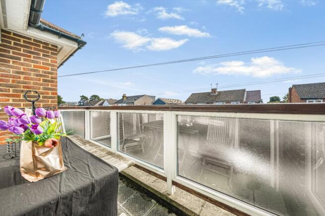 Staveley Road, Ashford photo 4