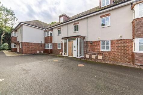 Warkworth Drive, Wideopen, NE13
