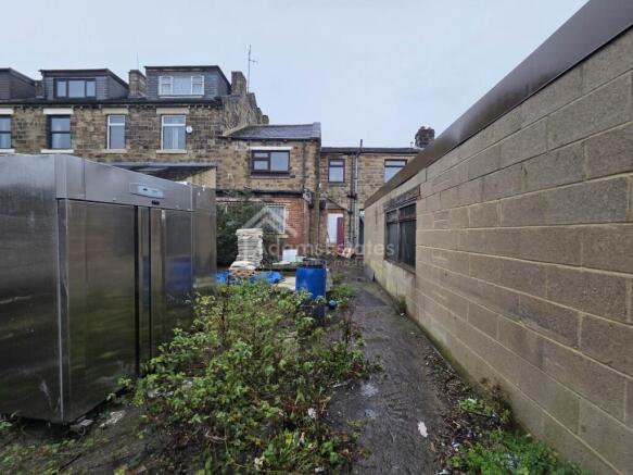 4 bed Terraced for sale Image 11
