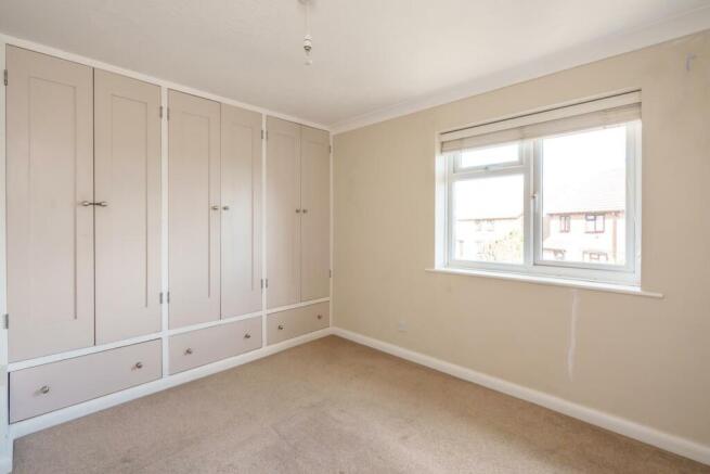 Bedroom 1.jpg
