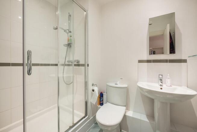 Es Suite Shower Room