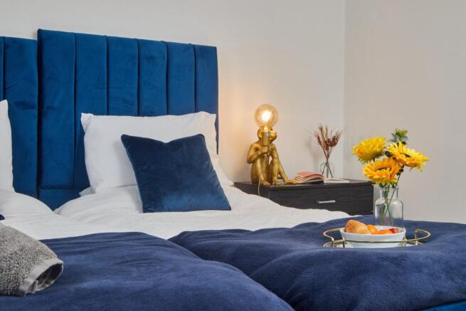1 bed Apartment to rent Image 12