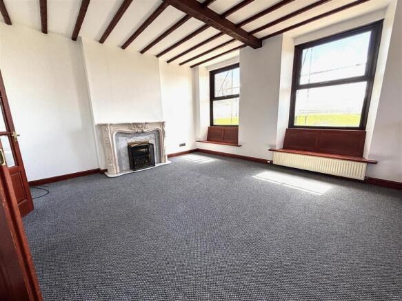 3 bed Apartment for sale Image 11