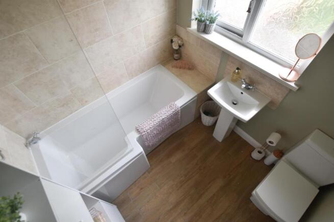 RECENTLY FITTED BATHROOM