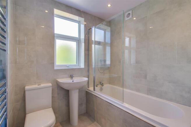 2 bed Semi-Detached for sale Image 11