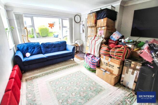 3 bed Semi-Detached to rent Image 5