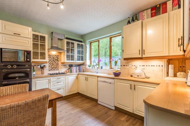 Kitchen / Breakfast Room