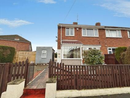 Cedar Crescent, Willington